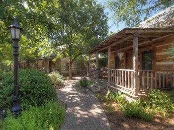 Cotton Gin Village Fredericksburg Exterior photo